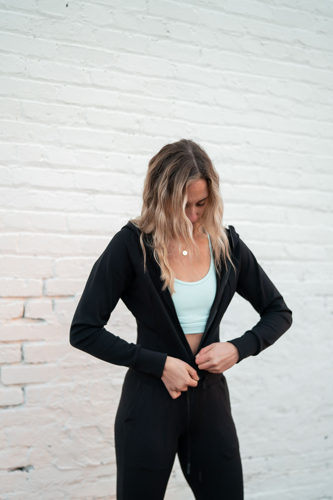 Highline Cropped Zip-Up